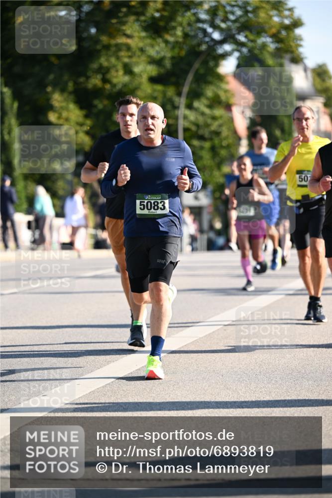 01.09.2024 - BARMER Alsterlauf Dr. Thomas Lammeyer http://msf.ph/oto/6893819 01.09.2024 09:28:42 Laufen 5083, 50 meine-sportfotos.de