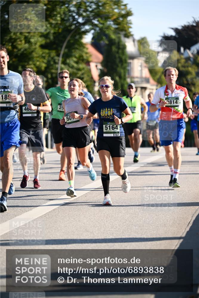 01.09.2024 - BARMER Alsterlauf Dr. Thomas Lammeyer http://msf.ph/oto/6893838 01.09.2024 09:28:45 Laufen 189, 5189, 460, 4662, 25, 50, 5164, 5164, 2814 meine-sportfotos.de