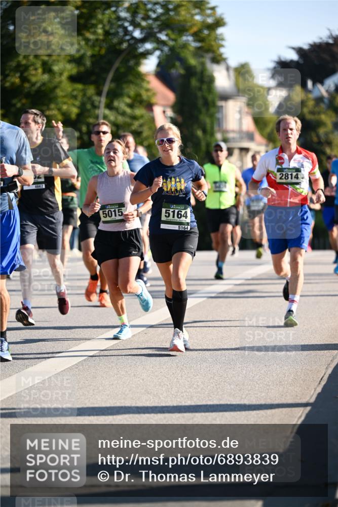 01.09.2024 - BARMER Alsterlauf Dr. Thomas Lammeyer http://msf.ph/oto/6893839 01.09.2024 09:28:45 Laufen 4662, 5015, 5164, 5164, 2814 meine-sportfotos.de