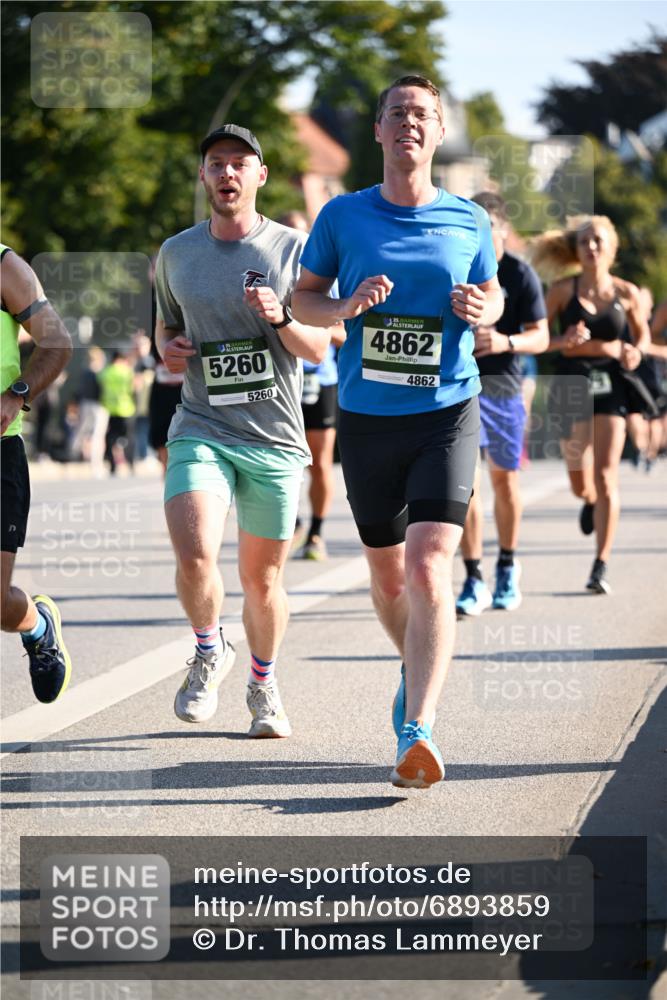 01.09.2024 - BARMER Alsterlauf Dr. Thomas Lammeyer http://msf.ph/oto/6893859 01.09.2024 09:28:49 Laufen 35, 5260, 5260, 35, 4862, 4862 meine-sportfotos.de