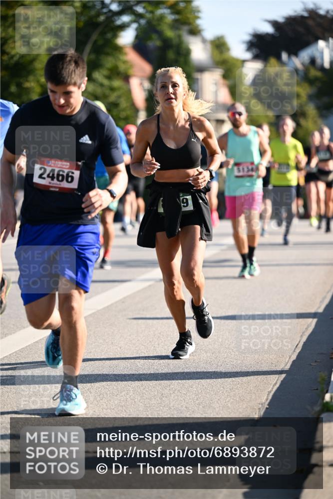 01.09.2024 - BARMER Alsterlauf Dr. Thomas Lammeyer http://msf.ph/oto/6893872 01.09.2024 09:28:51 Laufen 2466 meine-sportfotos.de