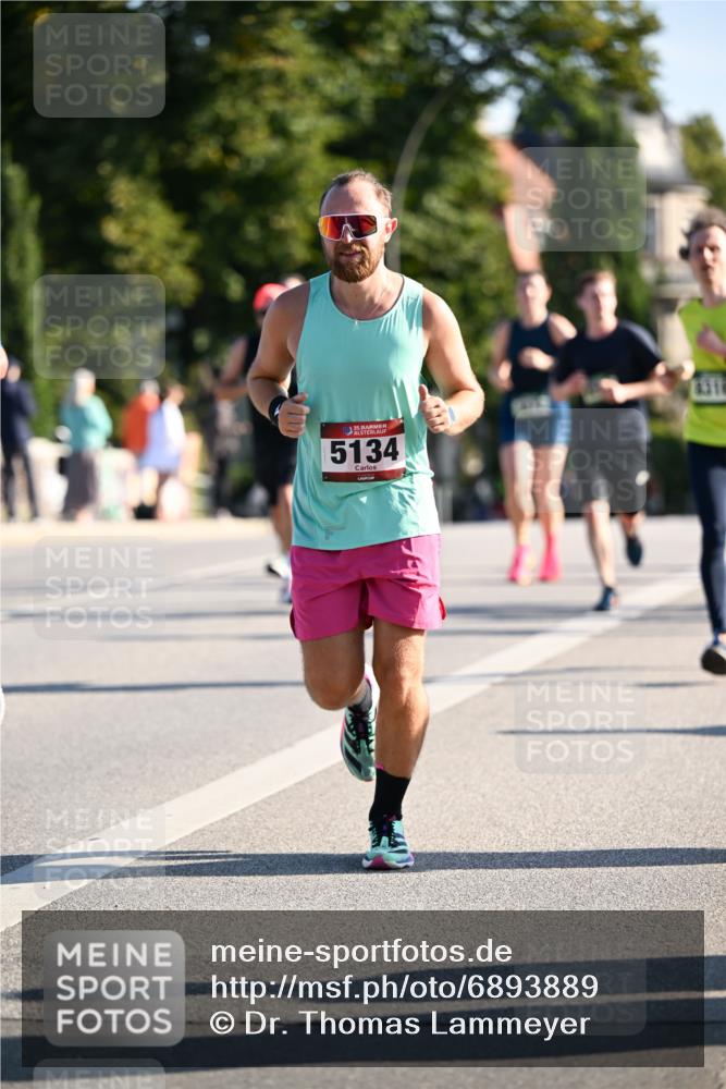 01.09.2024 - BARMER Alsterlauf Dr. Thomas Lammeyer http://msf.ph/oto/6893889 01.09.2024 09:28:53 Laufen 35, 5134, 4311 meine-sportfotos.de