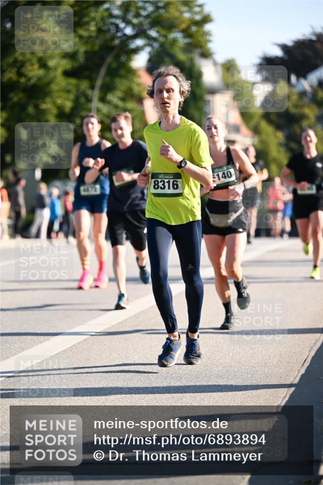 01.09.2024 - BARMER Alsterlauf Dr. Thomas Lammeyer http://msf.ph/oto/6893894 01.09.2024 09:28:54 Laufen 8316, 140, 6 meine-sportfotos.de