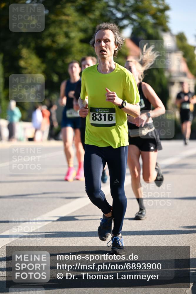 01.09.2024 - BARMER Alsterlauf Dr. Thomas Lammeyer http://msf.ph/oto/6893900 01.09.2024 09:28:55 Laufen 35, 8316 meine-sportfotos.de