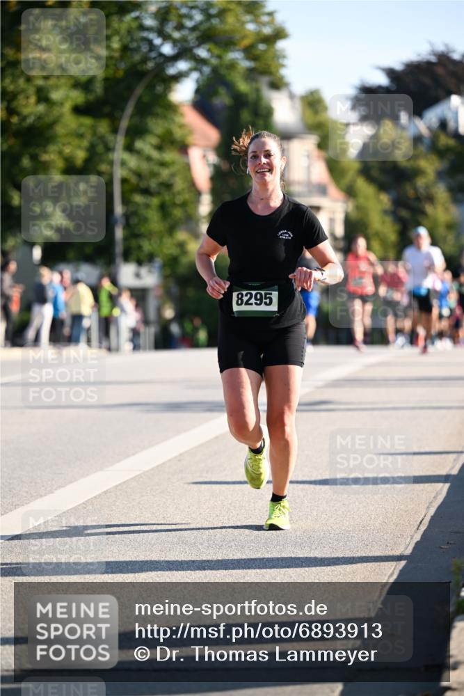 01.09.2024 - BARMER Alsterlauf Dr. Thomas Lammeyer http://msf.ph/oto/6893913 01.09.2024 09:28:57 Laufen 8295 meine-sportfotos.de