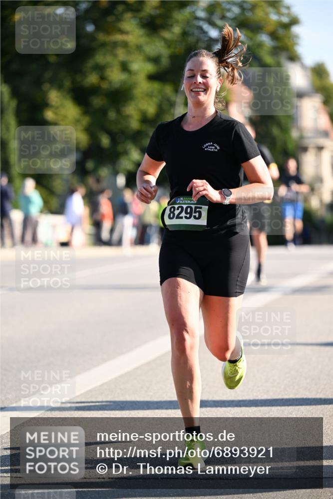01.09.2024 - BARMER Alsterlauf Dr. Thomas Lammeyer http://msf.ph/oto/6893921 01.09.2024 09:28:58 Laufen 135, 8295 meine-sportfotos.de