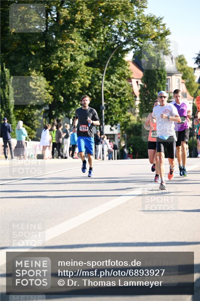 01.09.2024 - BARMER Alsterlauf Dr. Thomas Lammeyer http://msf.ph/oto/6893927 01.09.2024 09:29:02 Laufen 2216, 80, 56 meine-sportfotos.de