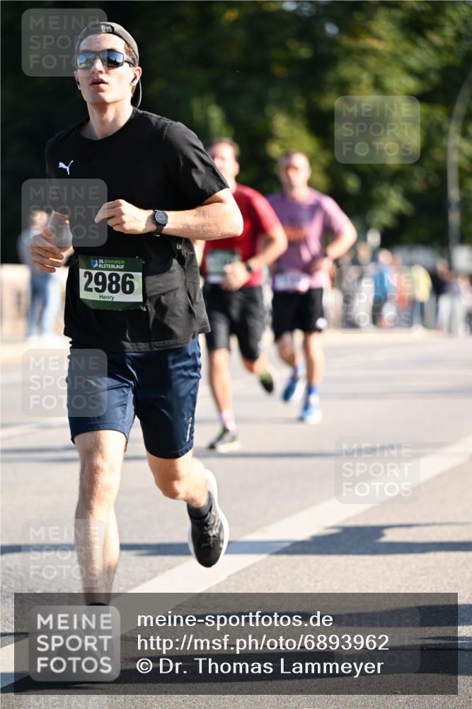 01.09.2024 - BARMER Alsterlauf Dr. Thomas Lammeyer http://msf.ph/oto/6893962 01.09.2024 09:29:08 Laufen 35, 2986 meine-sportfotos.de