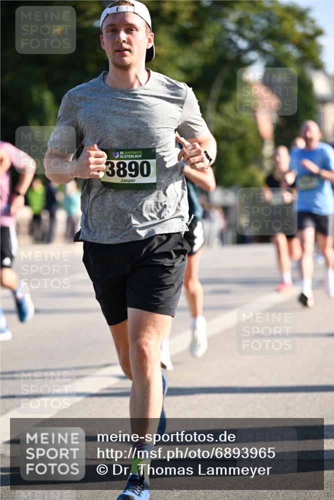 01.09.2024 - BARMER Alsterlauf Dr. Thomas Lammeyer http://msf.ph/oto/6893965 01.09.2024 09:29:09 Laufen 35, 3890 meine-sportfotos.de
