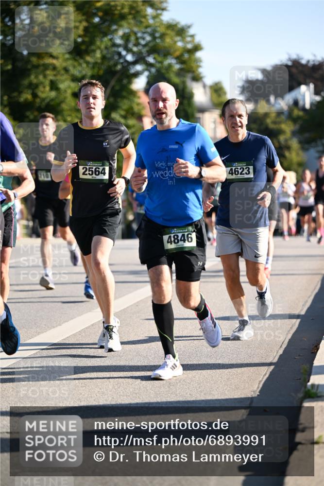 01.09.2024 - BARMER Alsterlauf Dr. Thomas Lammeyer http://msf.ph/oto/6893991 01.09.2024 09:29:13 Laufen 2564, 4623, 4846 meine-sportfotos.de