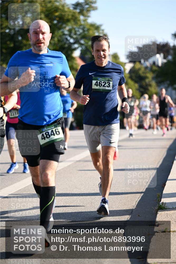 01.09.2024 - BARMER Alsterlauf Dr. Thomas Lammeyer http://msf.ph/oto/6893996 01.09.2024 09:29:14 Laufen 2310, 4623, 4846 meine-sportfotos.de