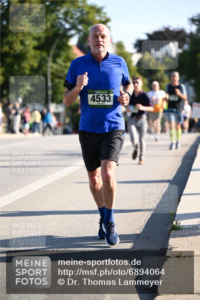 01.09.2024 - BARMER Alsterlauf Dr. Thomas Lammeyer http://msf.ph/oto/6894064 01.09.2024 09:29:25 Laufen 35, 4533 meine-sportfotos.de