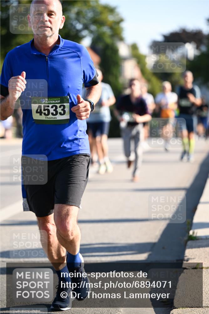 01.09.2024 - BARMER Alsterlauf Dr. Thomas Lammeyer http://msf.ph/oto/6894071 01.09.2024 09:29:26 Laufen 35, 4533 meine-sportfotos.de