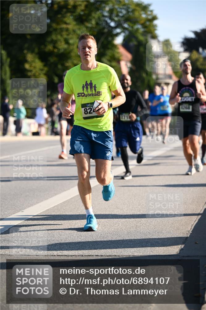 01.09.2024 - BARMER Alsterlauf Dr. Thomas Lammeyer http://msf.ph/oto/6894107 01.09.2024 09:29:32 Laufen 82 meine-sportfotos.de
