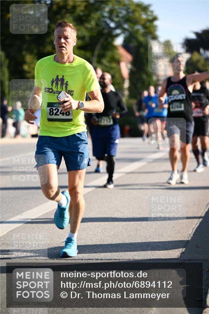 01.09.2024 - BARMER Alsterlauf Dr. Thomas Lammeyer http://msf.ph/oto/6894112 01.09.2024 09:29:33 Laufen 8246 meine-sportfotos.de