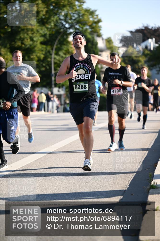 01.09.2024 - BARMER Alsterlauf Dr. Thomas Lammeyer http://msf.ph/oto/6894117 01.09.2024 09:29:34 Laufen 8268, 4700 meine-sportfotos.de