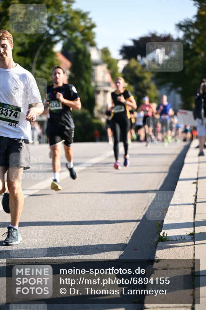 01.09.2024 - BARMER Alsterlauf Dr. Thomas Lammeyer http://msf.ph/oto/6894155 01.09.2024 09:29:40 Laufen 3374, 3374, 1843 meine-sportfotos.de