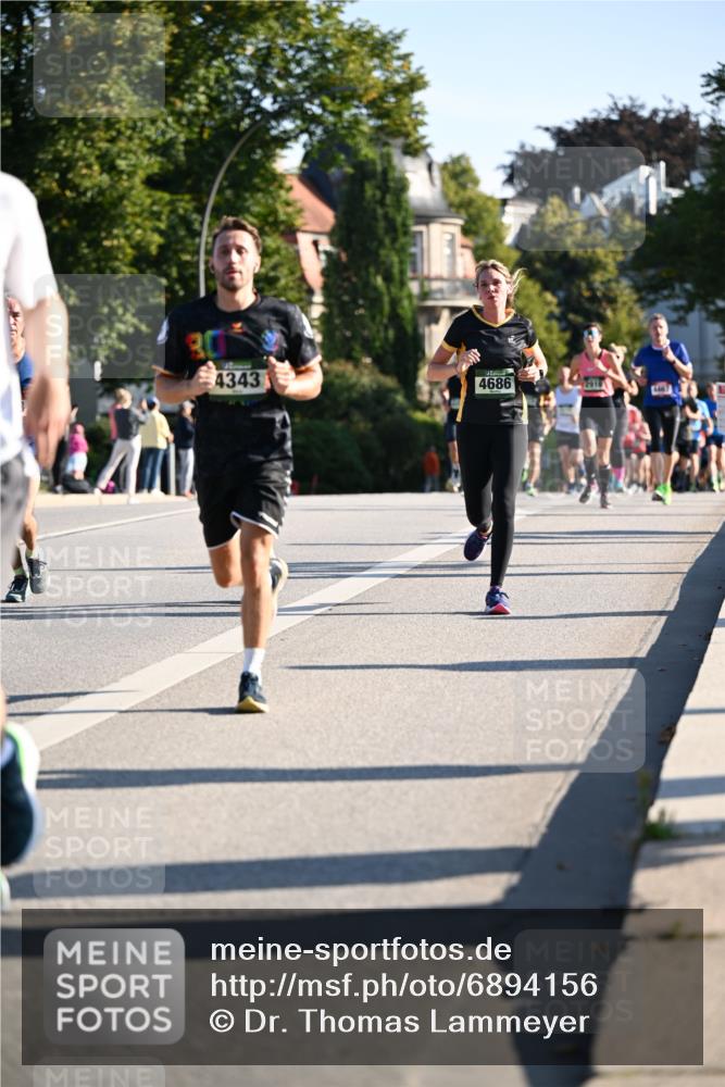 01.09.2024 - BARMER Alsterlauf Dr. Thomas Lammeyer http://msf.ph/oto/6894156 01.09.2024 09:29:40 Laufen 30, 4343, 4686 meine-sportfotos.de