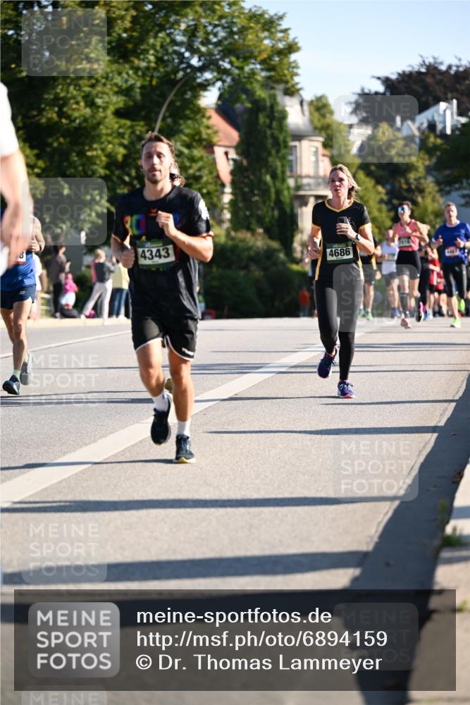 01.09.2024 - BARMER Alsterlauf Dr. Thomas Lammeyer http://msf.ph/oto/6894159 01.09.2024 09:29:40 Laufen 4343, 4686 meine-sportfotos.de