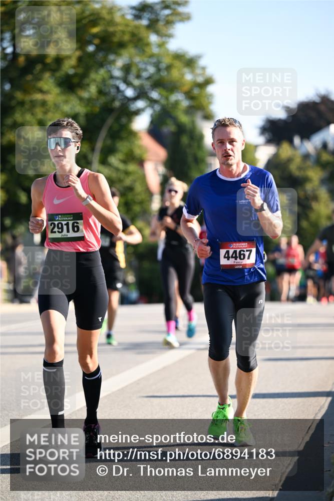 01.09.2024 - BARMER Alsterlauf Dr. Thomas Lammeyer http://msf.ph/oto/6894183 01.09.2024 09:29:46 Laufen 35, 2916, 4467 meine-sportfotos.de