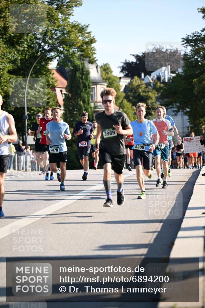 01.09.2024 - BARMER Alsterlauf Dr. Thomas Lammeyer http://msf.ph/oto/6894200 01.09.2024 09:29:49 Laufen 4678, 2, 2070, 3654, 3989, 2012, 5289 meine-sportfotos.de