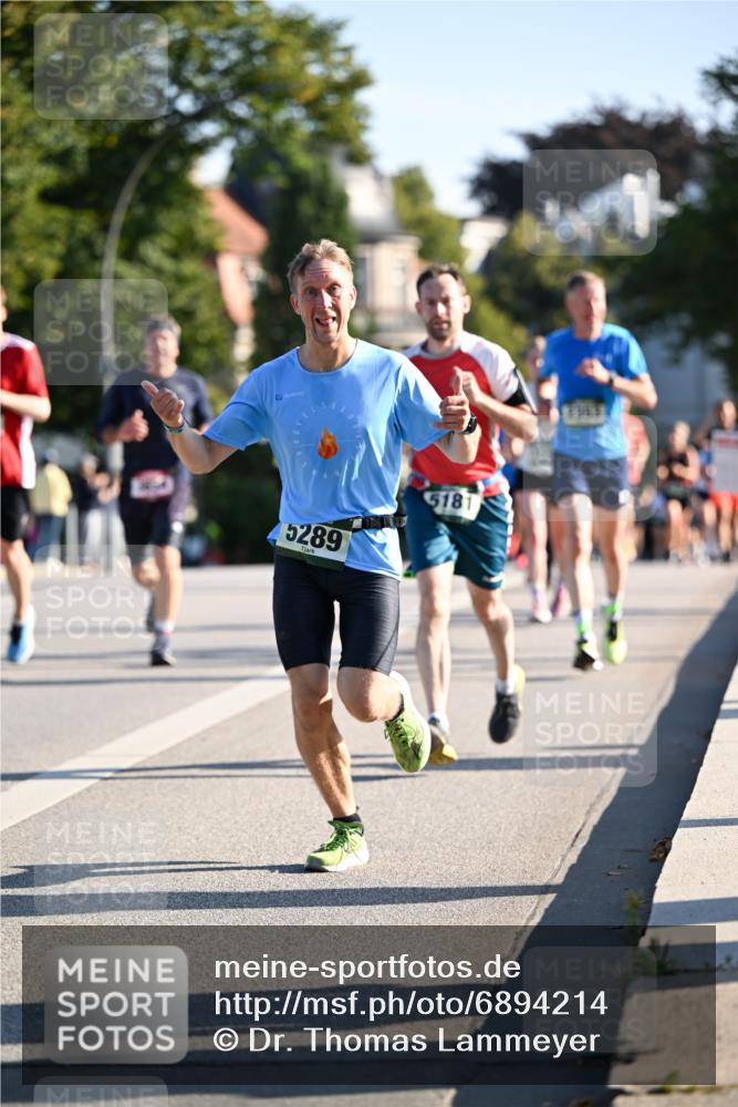 01.09.2024 - BARMER Alsterlauf Dr. Thomas Lammeyer http://msf.ph/oto/6894214 01.09.2024 09:29:51 Laufen 5289, 5181 meine-sportfotos.de