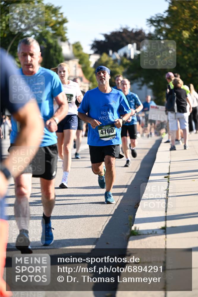 01.09.2024 - BARMER Alsterlauf Dr. Thomas Lammeyer http://msf.ph/oto/6894291 01.09.2024 09:30:03 Laufen 75, 4760, 4760 meine-sportfotos.de