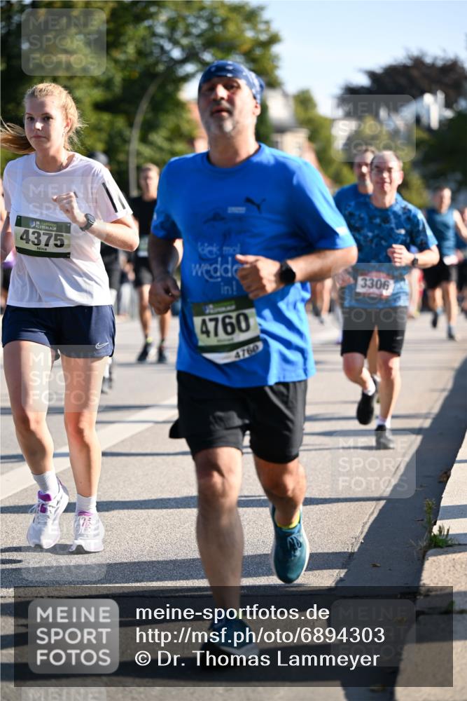 01.09.2024 - BARMER Alsterlauf Dr. Thomas Lammeyer http://msf.ph/oto/6894303 01.09.2024 09:30:05 Laufen 5, 4375, 4760, 4760, 3306 meine-sportfotos.de