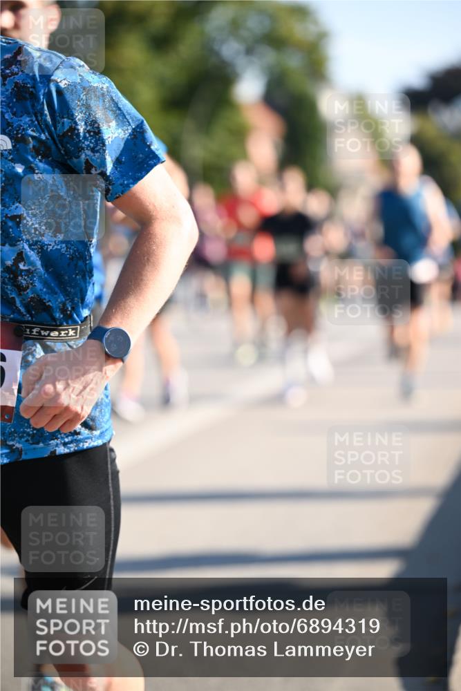 01.09.2024 - BARMER Alsterlauf Dr. Thomas Lammeyer http://msf.ph/oto/6894319 01.09.2024 09:30:08 Laufen  meine-sportfotos.de