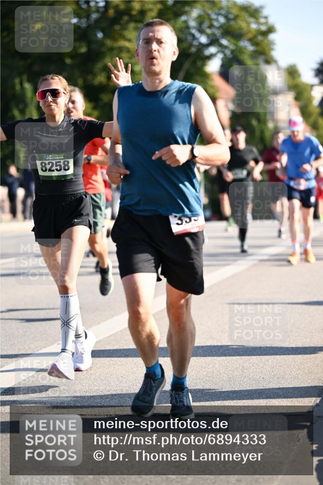 01.09.2024 - BARMER Alsterlauf Dr. Thomas Lammeyer http://msf.ph/oto/6894333 01.09.2024 09:30:10 Laufen 35, 8258, 350 meine-sportfotos.de