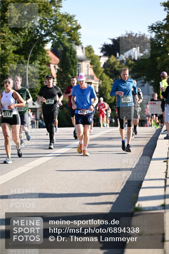 01.09.2024 - BARMER Alsterlauf Dr. Thomas Lammeyer http://msf.ph/oto/6894338 01.09.2024 09:30:11 Laufen 3317, 833, 4818, 3295, 2024, 201 meine-sportfotos.de
