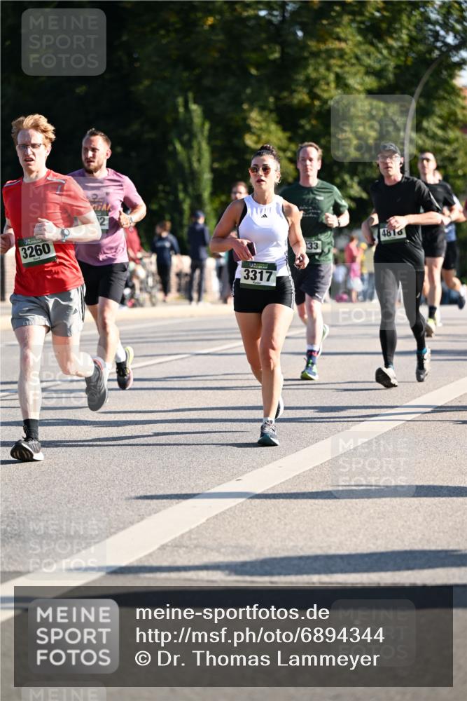 01.09.2024 - BARMER Alsterlauf Dr. Thomas Lammeyer http://msf.ph/oto/6894344 01.09.2024 09:30:12 Laufen 3260, 3317, 33, 4816 meine-sportfotos.de