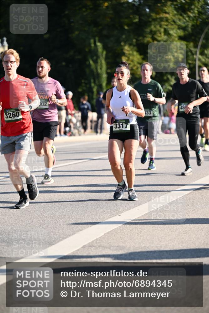 01.09.2024 - BARMER Alsterlauf Dr. Thomas Lammeyer http://msf.ph/oto/6894345 01.09.2024 09:30:12 Laufen 3260, 502, 3317, 48, 133 meine-sportfotos.de