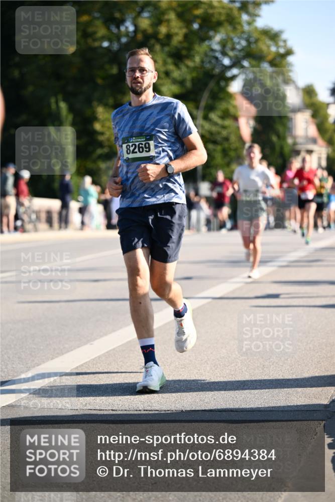 01.09.2024 - BARMER Alsterlauf Dr. Thomas Lammeyer http://msf.ph/oto/6894384 01.09.2024 09:30:18 Laufen 8269 meine-sportfotos.de