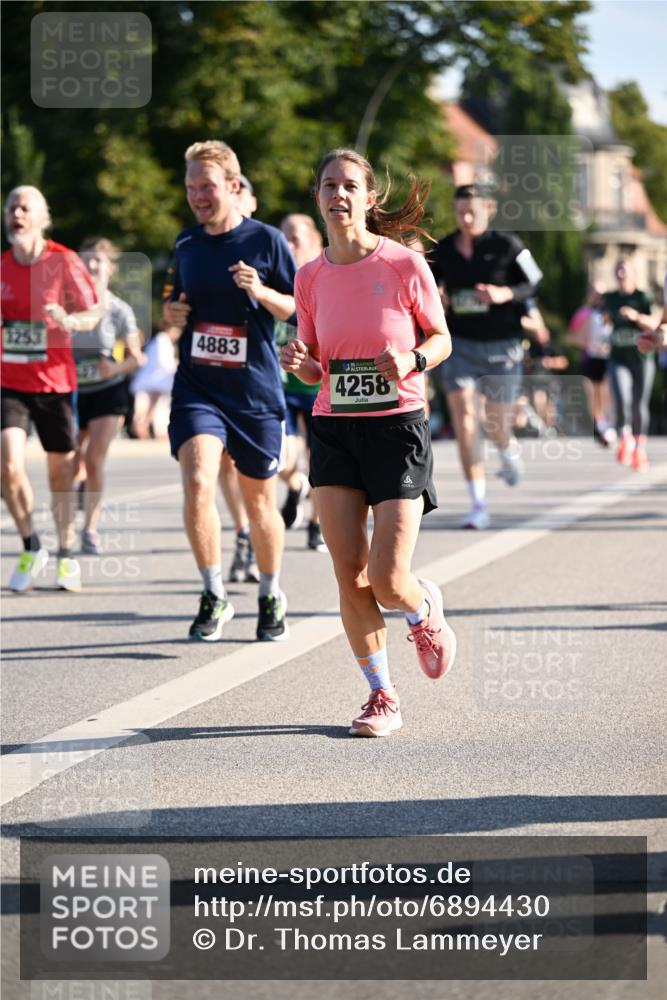 01.09.2024 - BARMER Alsterlauf Dr. Thomas Lammeyer http://msf.ph/oto/6894430 01.09.2024 09:30:25 Laufen 1253, 4883, 4258 meine-sportfotos.de