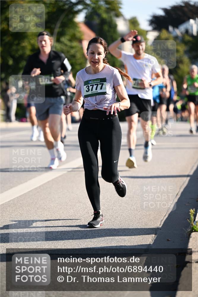 01.09.2024 - BARMER Alsterlauf Dr. Thomas Lammeyer http://msf.ph/oto/6894440 01.09.2024 09:30:27 Laufen 3777 meine-sportfotos.de