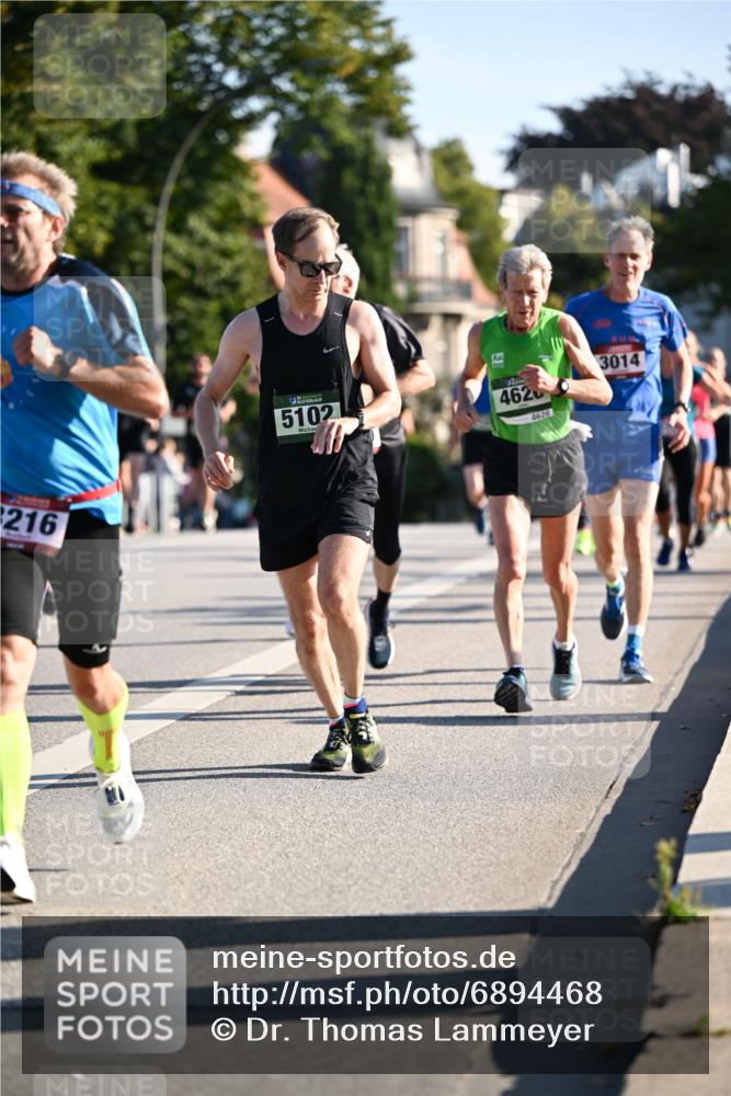 01.09.2024 - BARMER Alsterlauf Dr. Thomas Lammeyer http://msf.ph/oto/6894468 01.09.2024 09:30:31 Laufen 216, 5102, 4620, 4626, 3014 meine-sportfotos.de