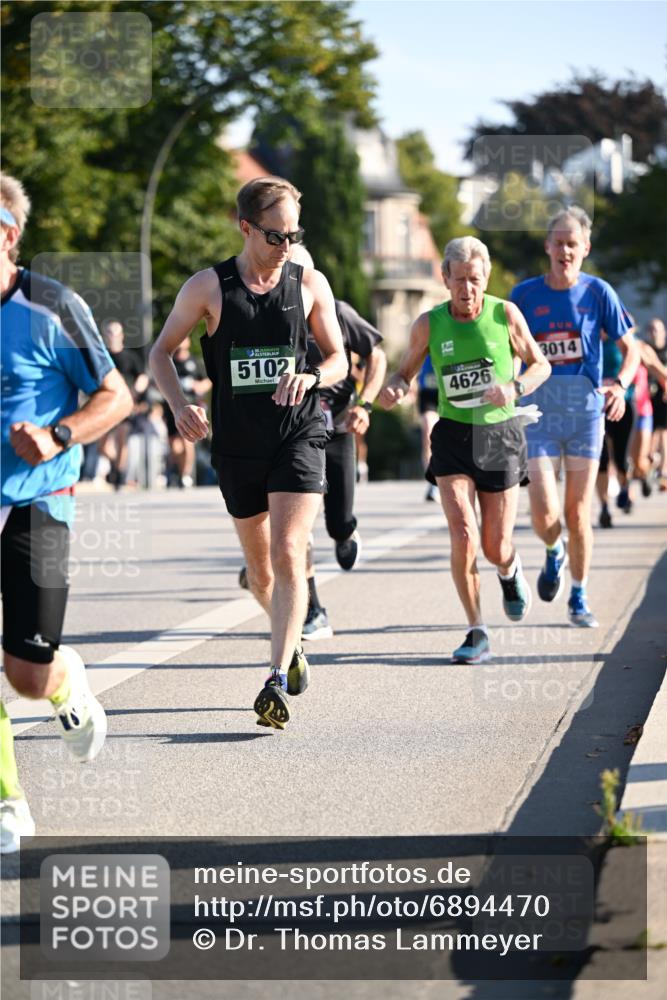 01.09.2024 - BARMER Alsterlauf Dr. Thomas Lammeyer http://msf.ph/oto/6894470 01.09.2024 09:30:31 Laufen 5102, 4626, 3014 meine-sportfotos.de