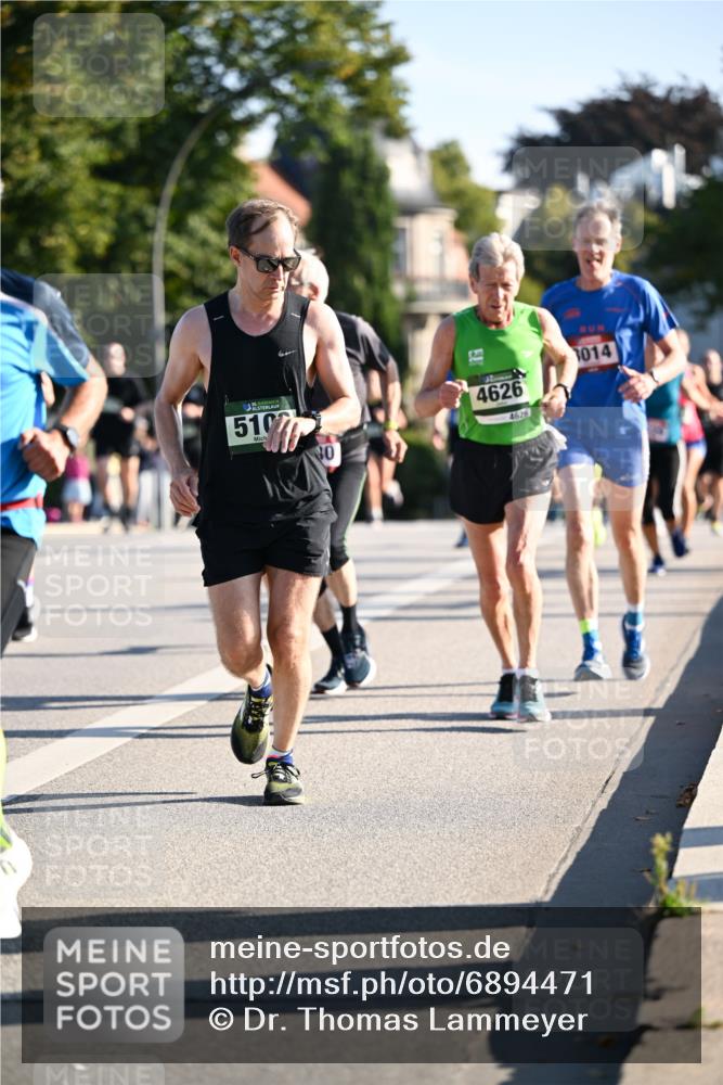 01.09.2024 - BARMER Alsterlauf Dr. Thomas Lammeyer http://msf.ph/oto/6894471 01.09.2024 09:30:31 Laufen 510, 30, 4626, 4626, 1014 meine-sportfotos.de