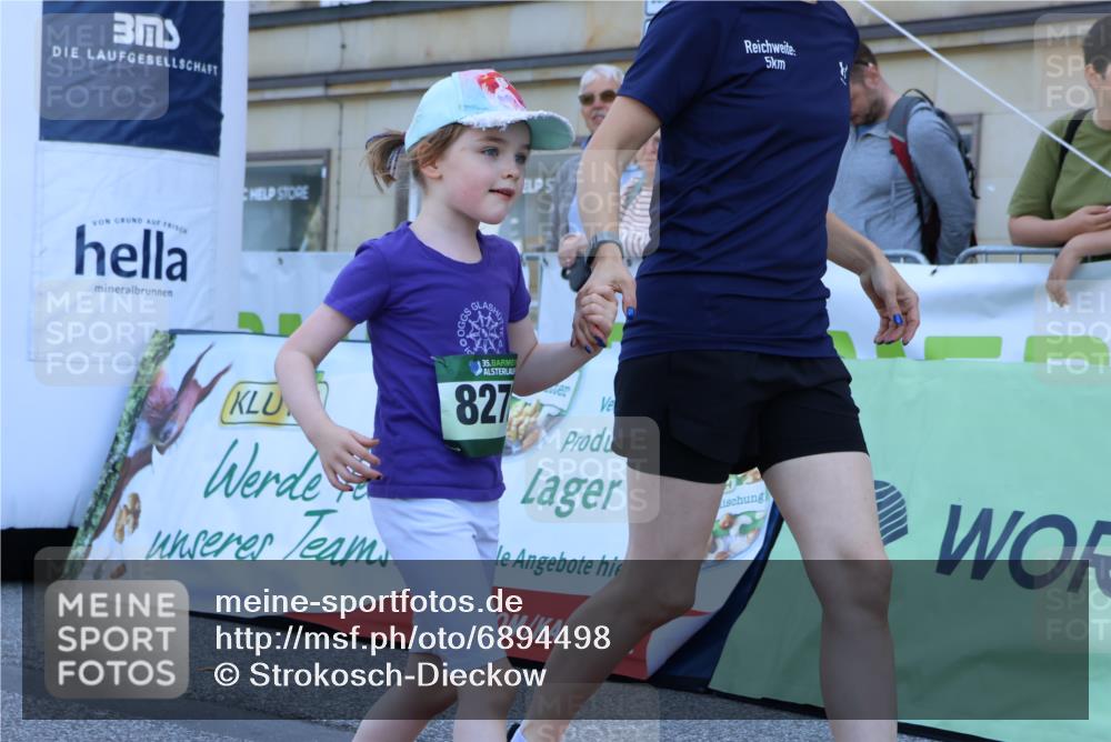 01.09.2024 - BARMER Alsterlauf Strokosch-Dieckow http://msf.ph/oto/6894498 01.09.2024 10:55:36 Ziel 8272 meine-sportfotos.de