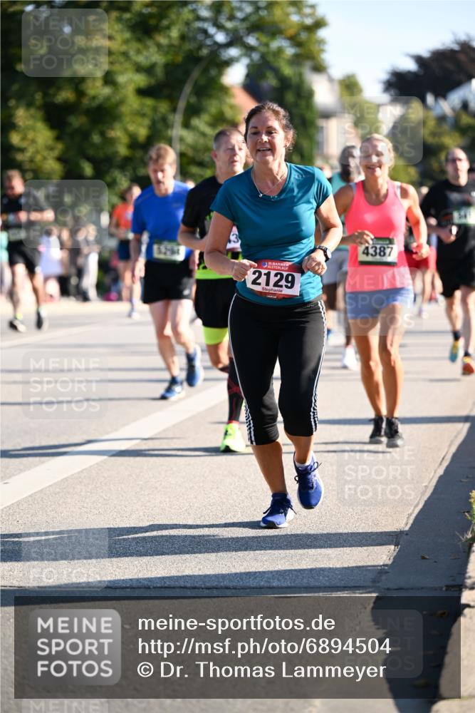 01.09.2024 - BARMER Alsterlauf Dr. Thomas Lammeyer http://msf.ph/oto/6894504 01.09.2024 09:30:36 Laufen 135, 2129, 4387 meine-sportfotos.de