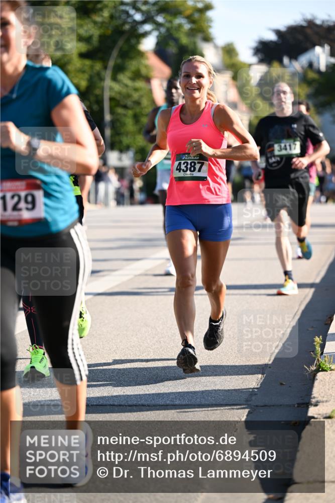01.09.2024 - BARMER Alsterlauf Dr. Thomas Lammeyer http://msf.ph/oto/6894509 01.09.2024 09:30:37 Laufen 129, 35, 8, 4387, 3417 meine-sportfotos.de