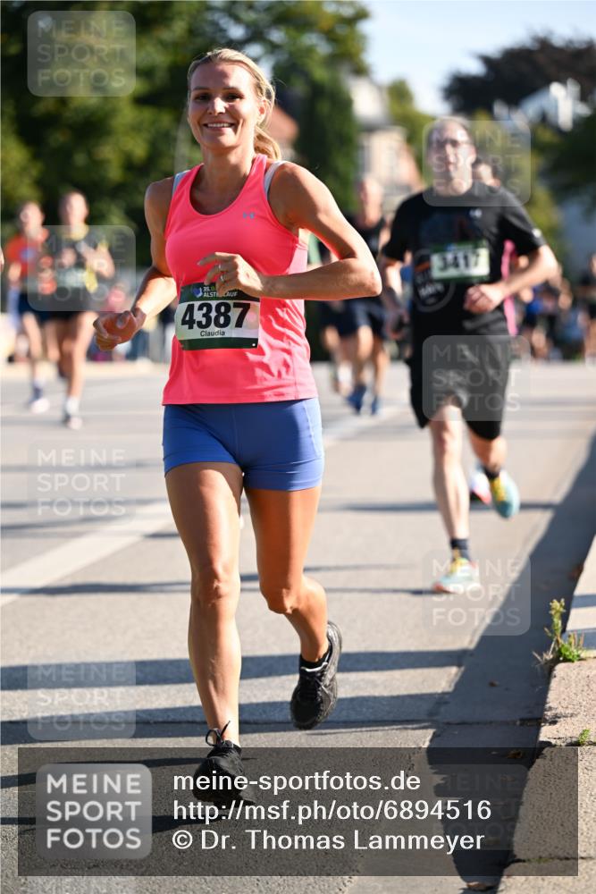 01.09.2024 - BARMER Alsterlauf Dr. Thomas Lammeyer http://msf.ph/oto/6894516 01.09.2024 09:30:37 Laufen 4387, 3417 meine-sportfotos.de