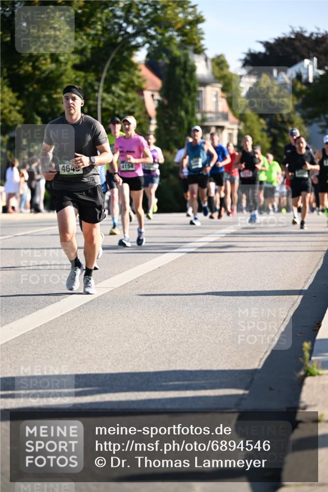 01.09.2024 - BARMER Alsterlauf Dr. Thomas Lammeyer http://msf.ph/oto/6894546 01.09.2024 09:30:43 Laufen 464 meine-sportfotos.de