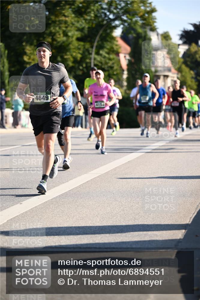 01.09.2024 - BARMER Alsterlauf Dr. Thomas Lammeyer http://msf.ph/oto/6894551 01.09.2024 09:30:43 Laufen 4649, 4154 meine-sportfotos.de