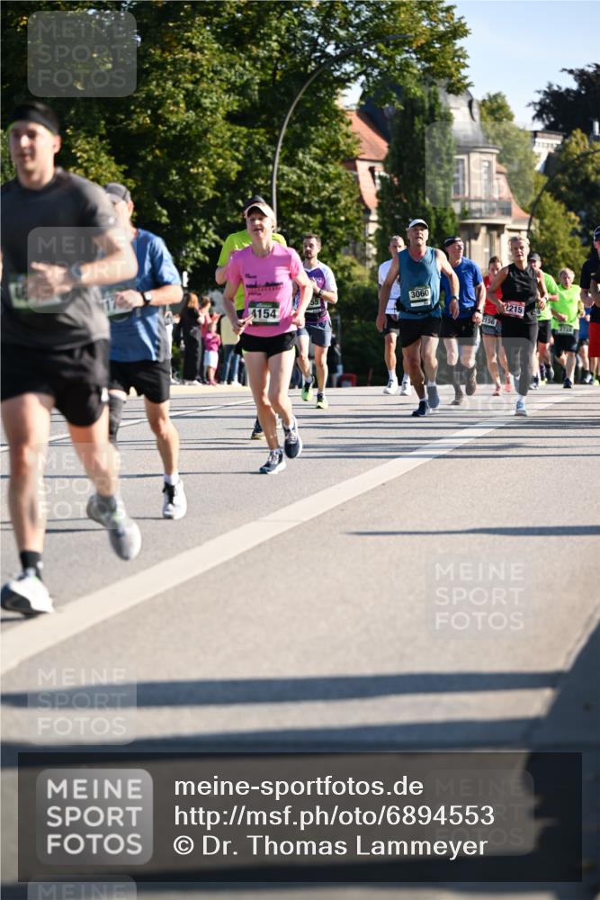 01.09.2024 - BARMER Alsterlauf Dr. Thomas Lammeyer http://msf.ph/oto/6894553 01.09.2024 09:30:44 Laufen 4154, 33352, 3060, 55, 2215, 2156, 2728 meine-sportfotos.de