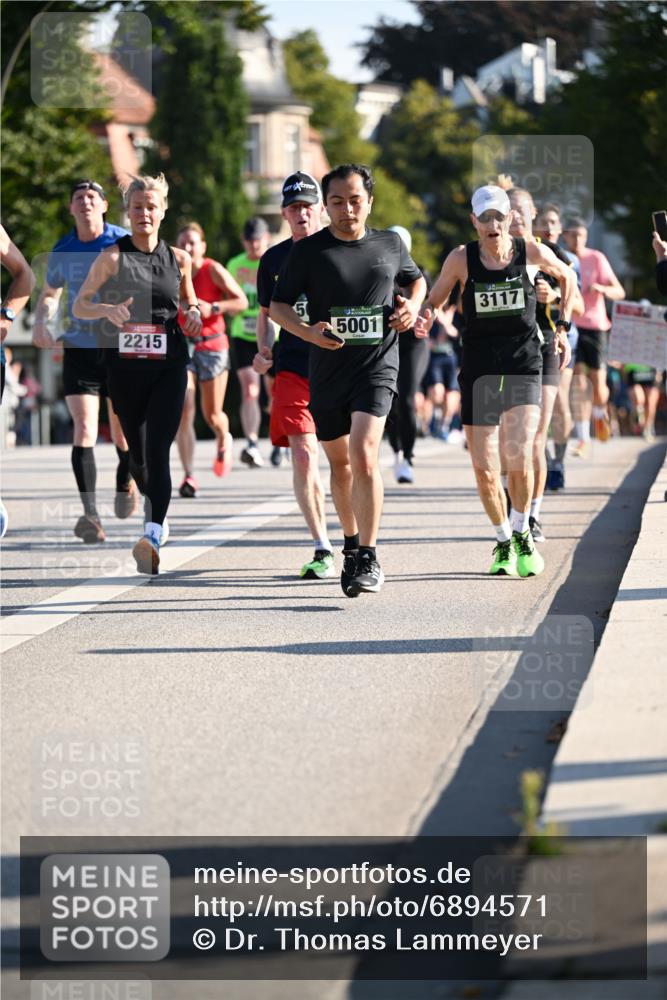 01.09.2024 - BARMER Alsterlauf Dr. Thomas Lammeyer http://msf.ph/oto/6894571 01.09.2024 09:30:46 Laufen 2215, 157, 3117, 5001 meine-sportfotos.de