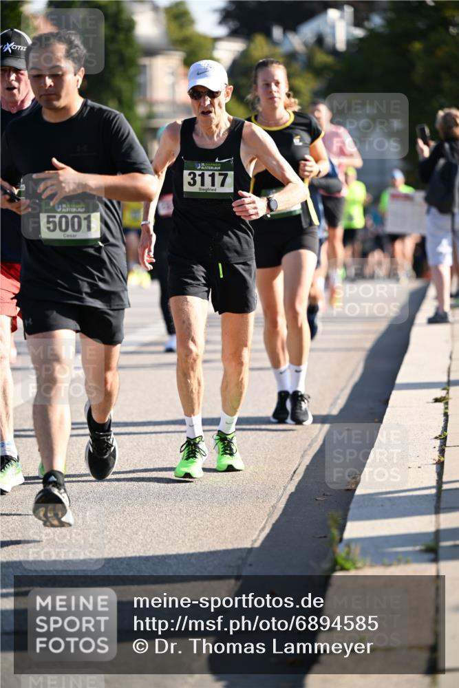 01.09.2024 - BARMER Alsterlauf Dr. Thomas Lammeyer http://msf.ph/oto/6894585 01.09.2024 09:30:48 Laufen 135, 5001, 35, 3117 meine-sportfotos.de