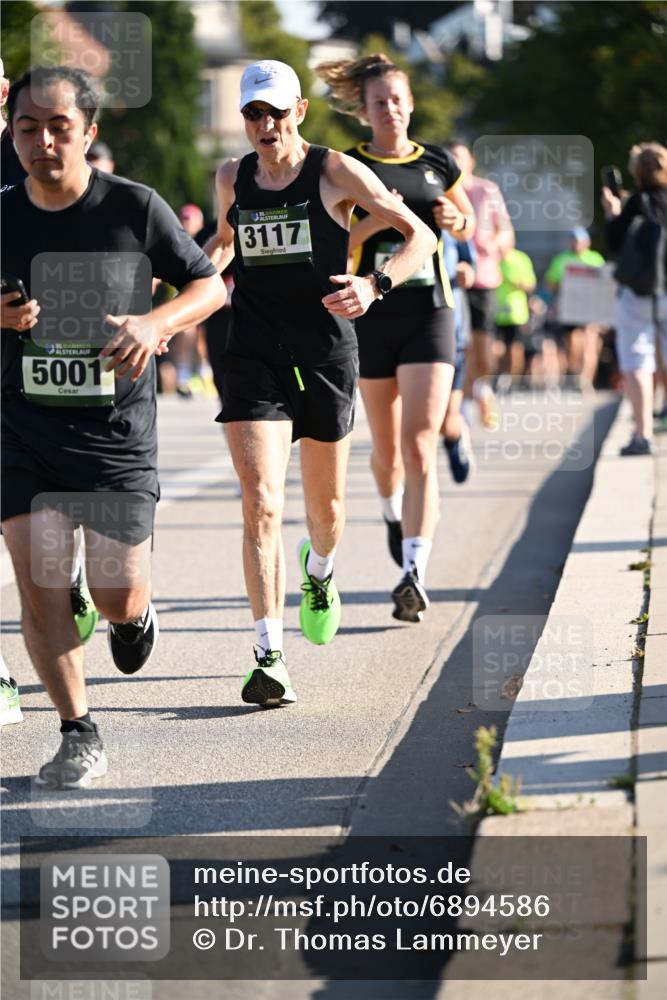 01.09.2024 - BARMER Alsterlauf Dr. Thomas Lammeyer http://msf.ph/oto/6894586 01.09.2024 09:30:49 Laufen 35, 5001, 135, 3117 meine-sportfotos.de