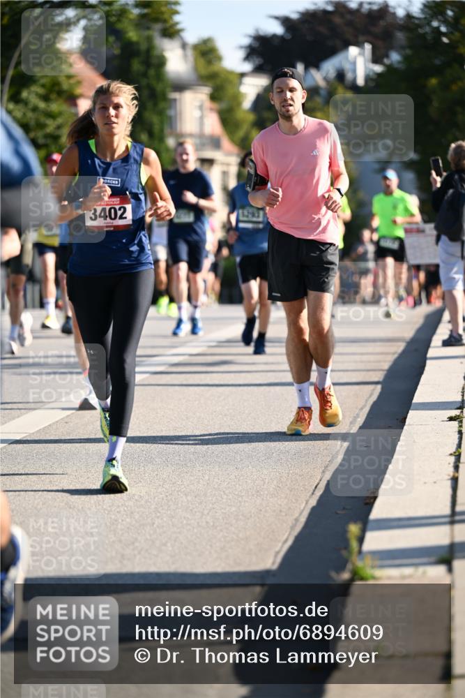 01.09.2024 - BARMER Alsterlauf Dr. Thomas Lammeyer http://msf.ph/oto/6894609 01.09.2024 09:30:52 Laufen 3402 meine-sportfotos.de